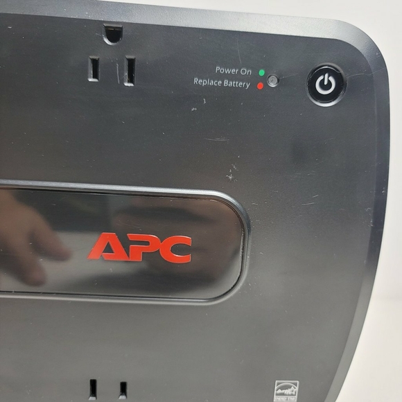 APC Back-UPS ES 550 BE550G 8-Outlet Battery Back Up Surge Protector - Picture 6 of 9
